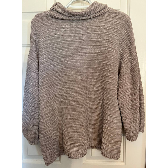 Liz Claiborne Cowl Neck Beige Super Soft Size M 23" Long x 24"‎ Pit to Pit - Picture 2 of 5